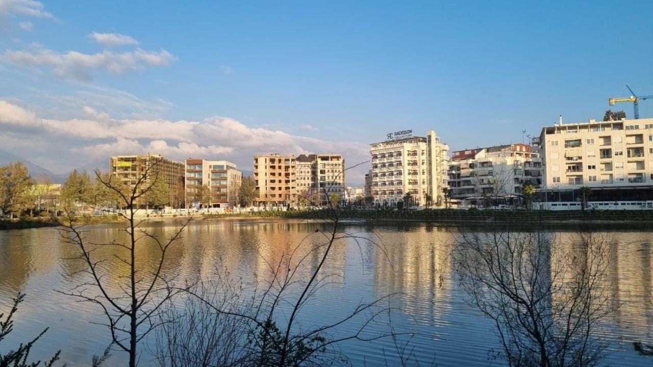 Liqeni Thate, Tirane Apartamento Exterior foto