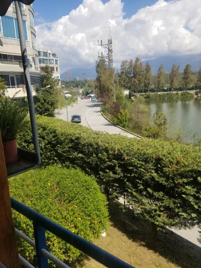 Liqeni Thate, Tirane Apartamento Exterior foto
