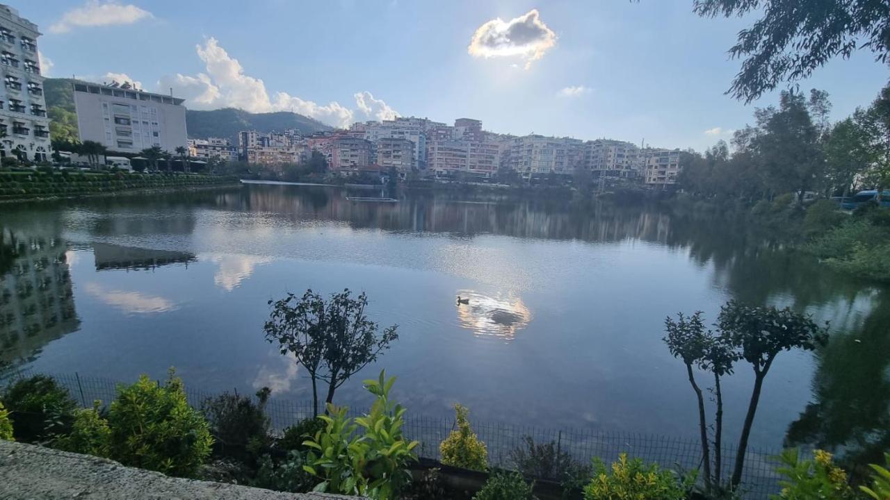 Liqeni Thate, Tirane Apartamento Exterior foto